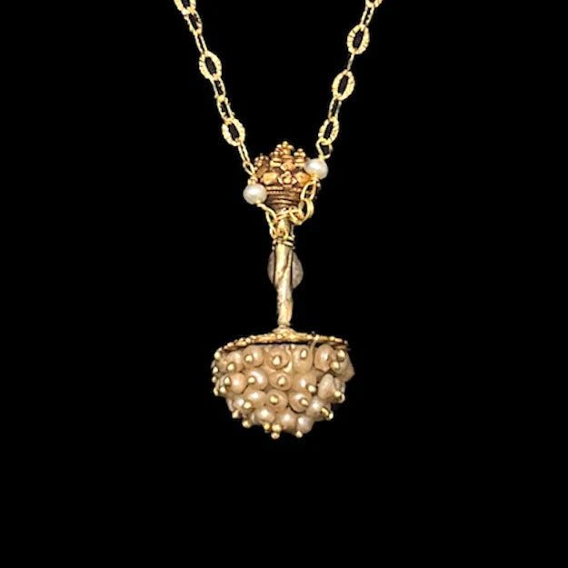 Indian Antique Necklace - Antique Indian Basra Parl pendant (small)